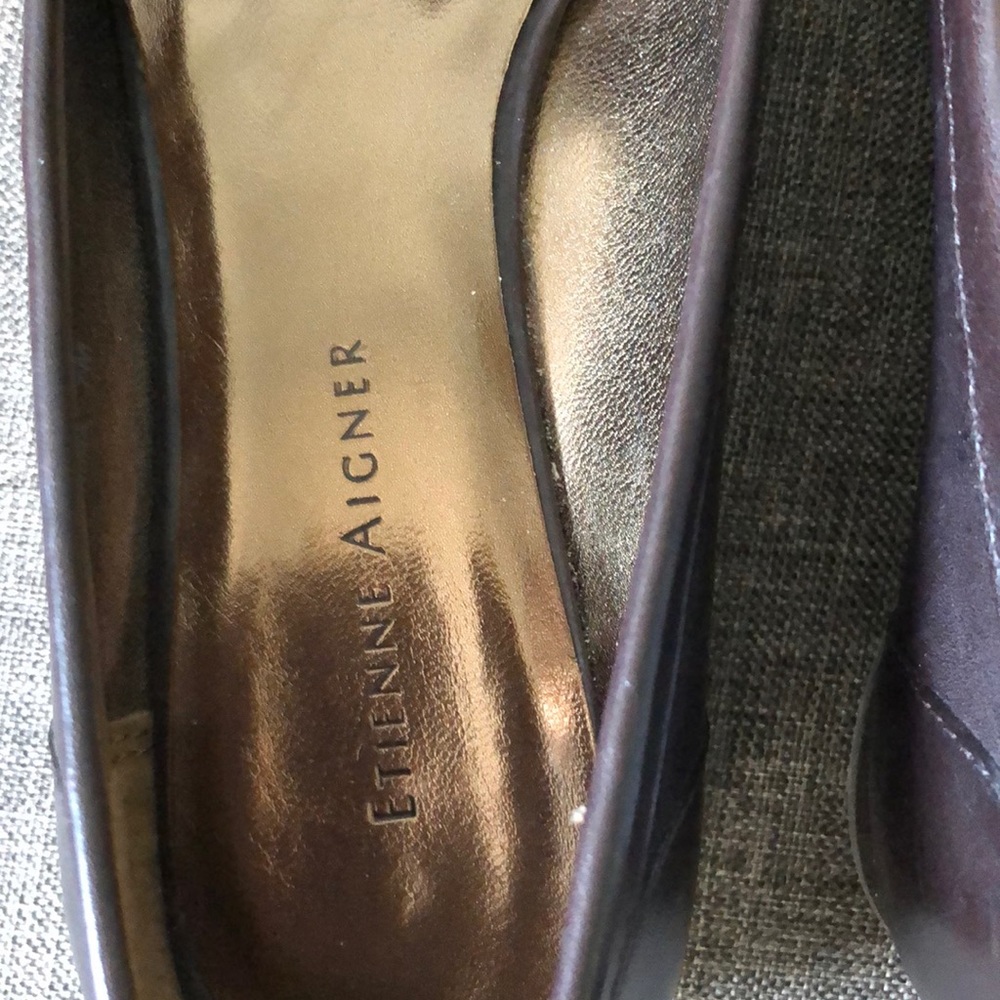 Shoes - Picture 3 of 7
